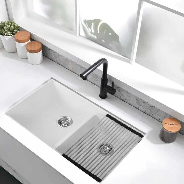 Kodaen Kitchen granite sink. Double bowls. 33". Matte white. - UNG1515MW