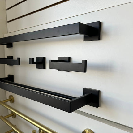 Zuuz Madison Bathroom Hardware Sets - BAK12302 - Plumbing Market