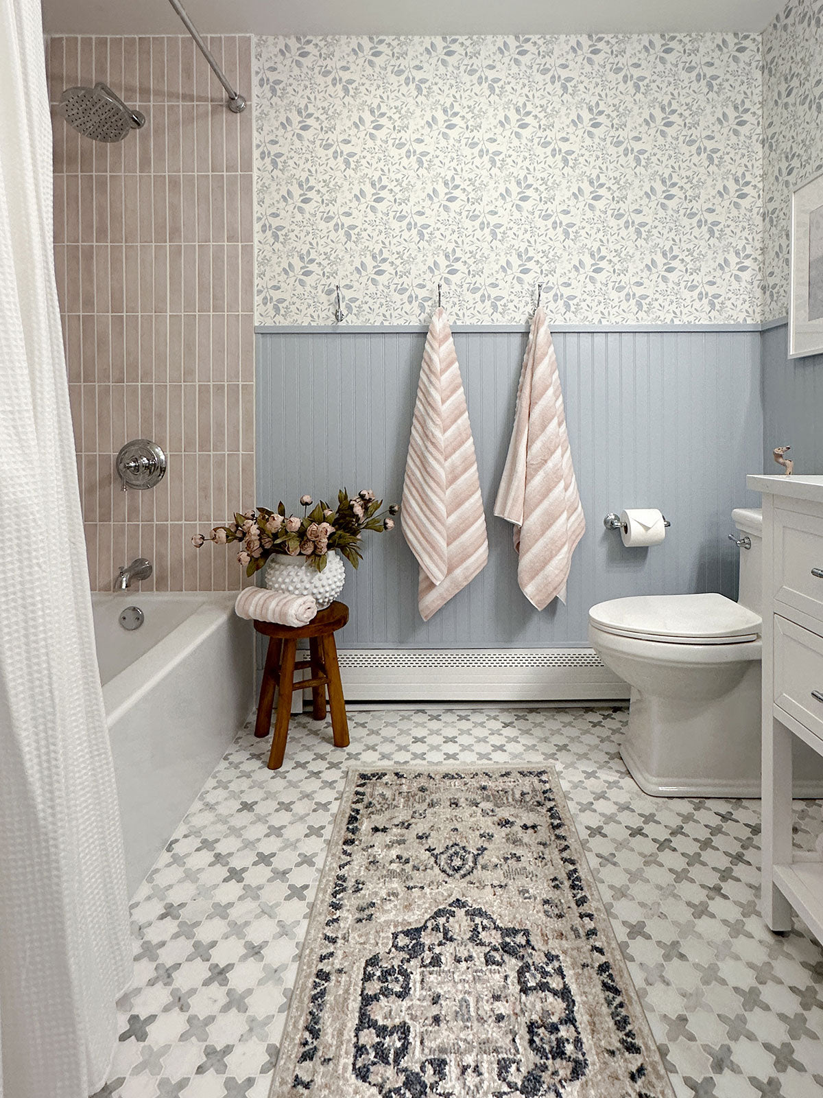 MSI Vera Anne Pattern Polished Marble mosaic (SMOT-VERAN-POL10MM) – MSI room scene