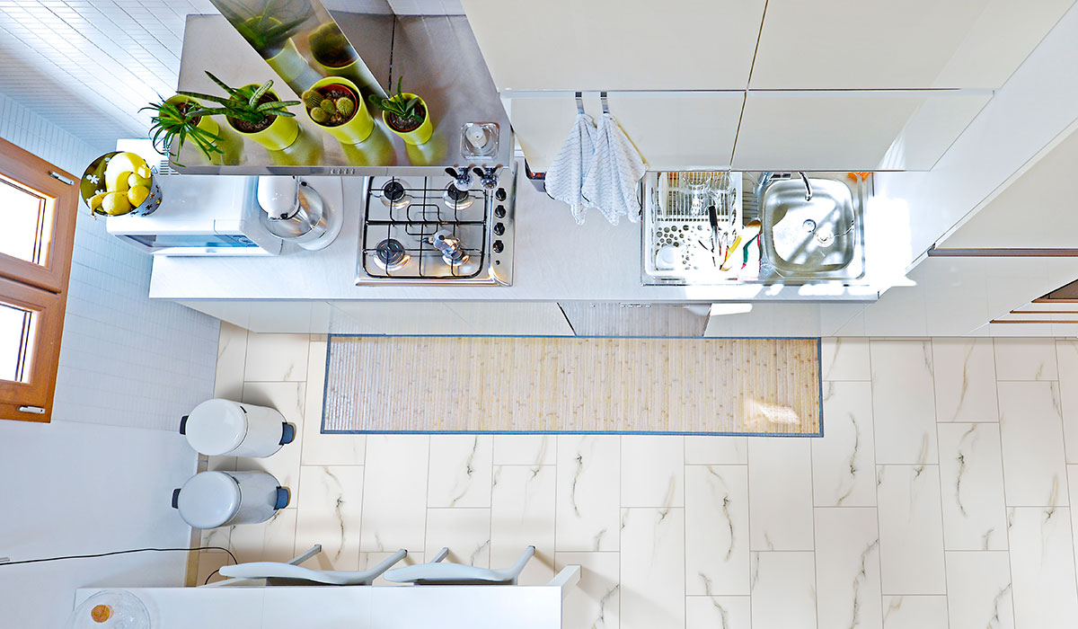 MSI Aria Bianco 12 x 24 Polished Porcelain tile (NARIBIA1224P) – MSI room scene