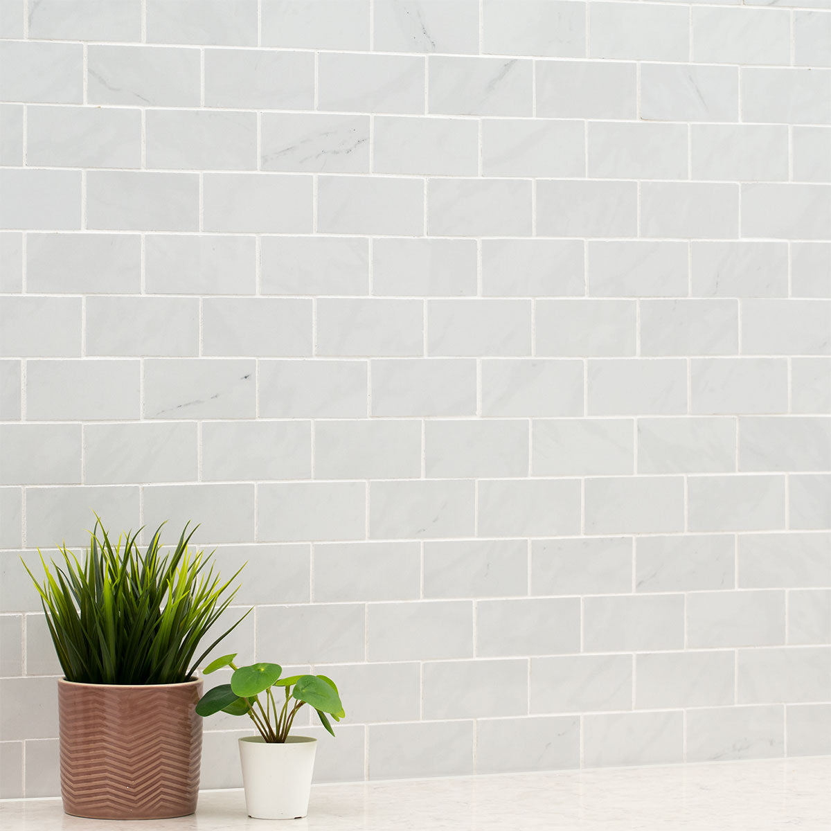 MSI Aria Ice 2 x 4 Polished Porcelain mosaic (NARICE2X4P) – MSI room scene