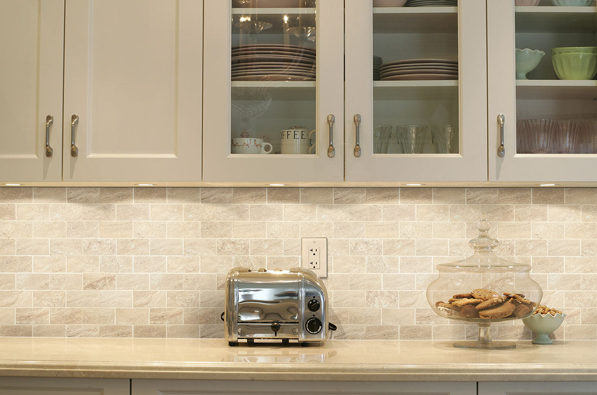 MSI Aria Oro 2 x 4 Polished Porcelain mosaic (NARIORO2X4P) – MSI room scene