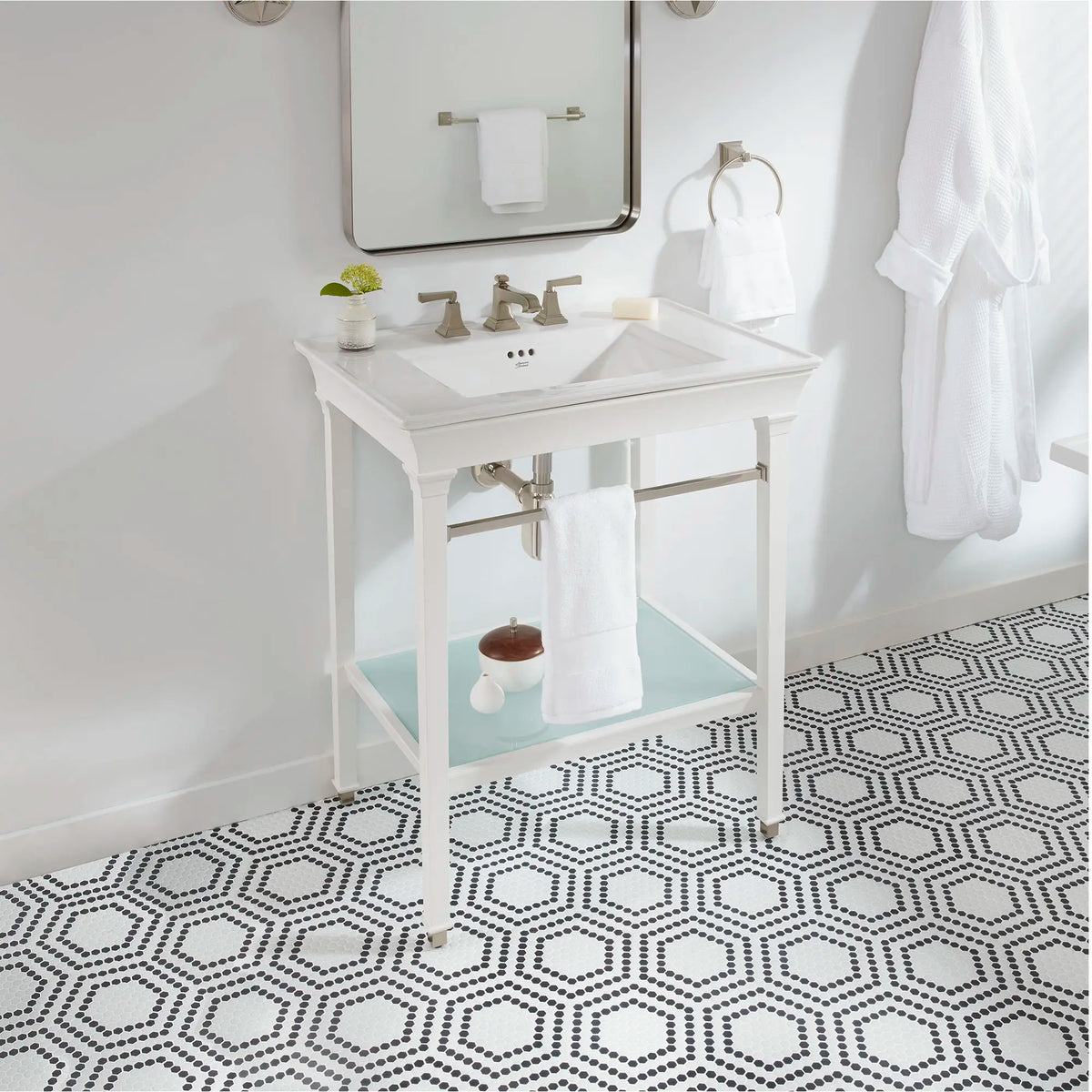 American Standard Town Square S Vanity Top with 8-Inch Widespread - details