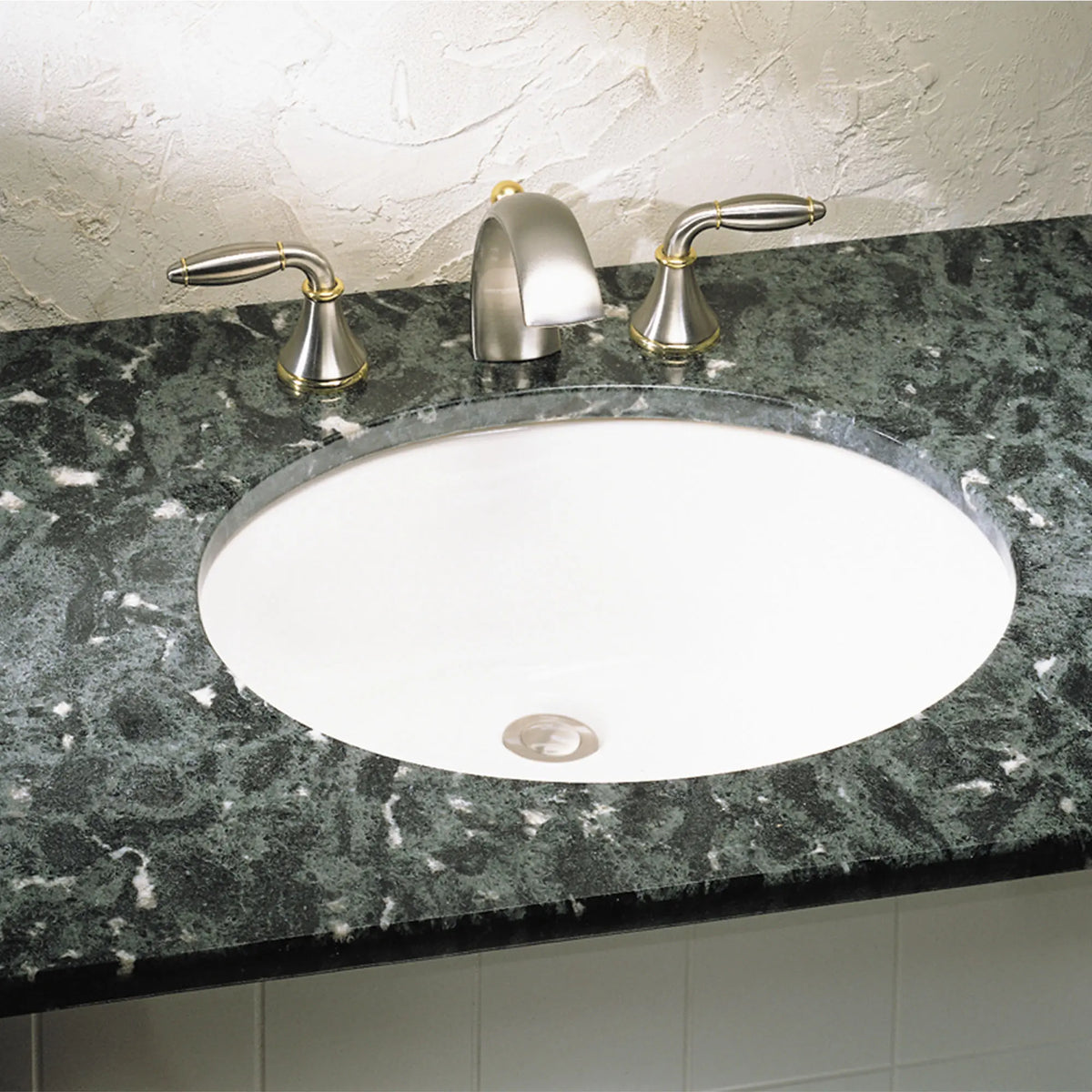 American Standard Ovalyn Large Under Counter Sink With Glazed Underside - product view