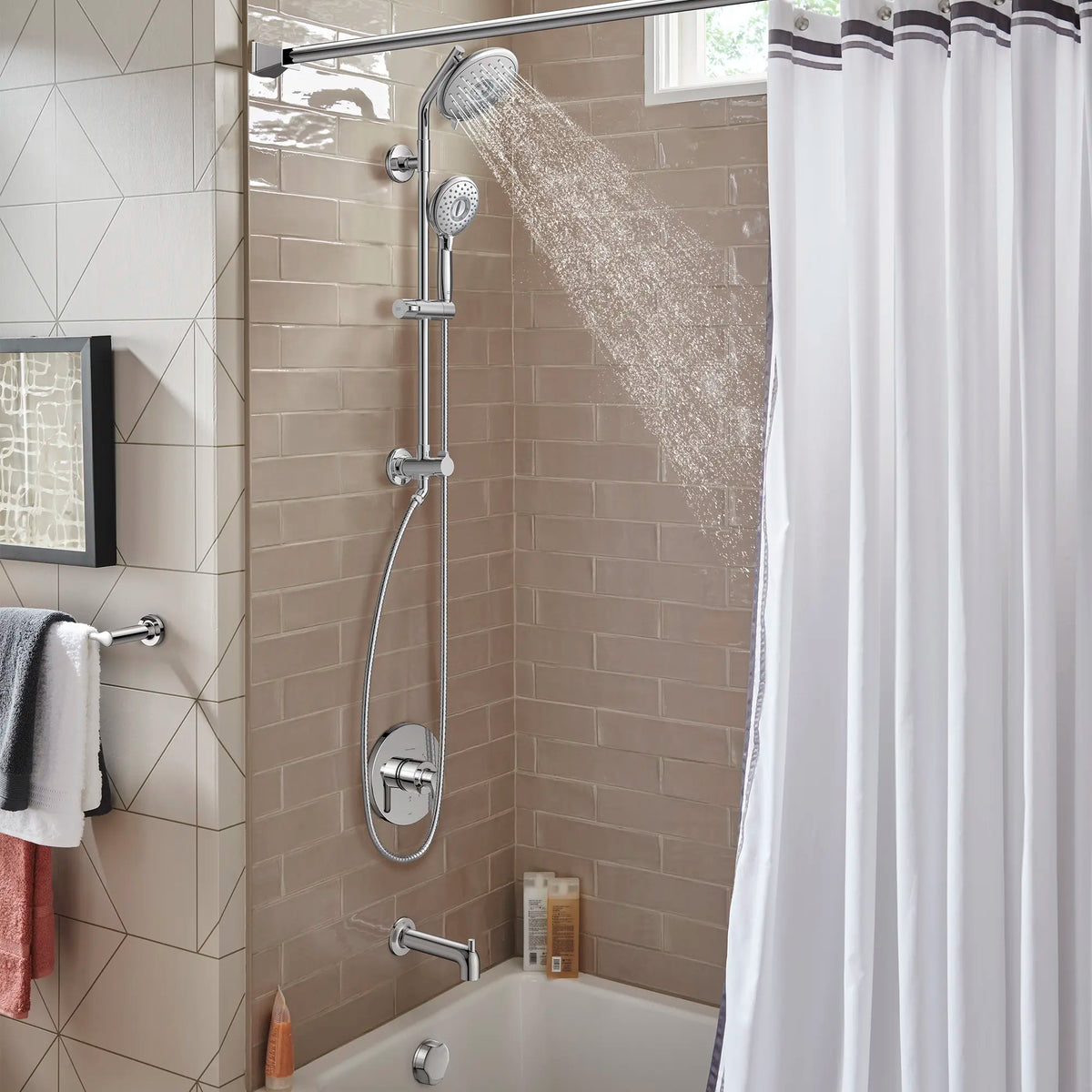 American Standard Spectra Versa 24-Inch 4-Function 1.8 gpm/6.8 L/min Hand Shower Kit - details