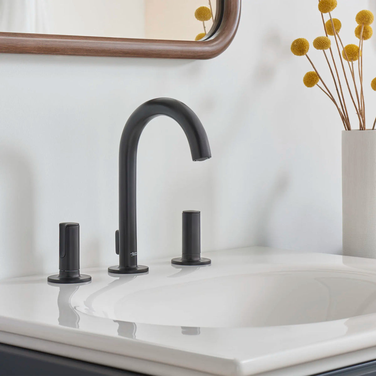 American Standard Studio S 24-Inch Vitreous China Vanity Sink Top 8-Inch Centers - details