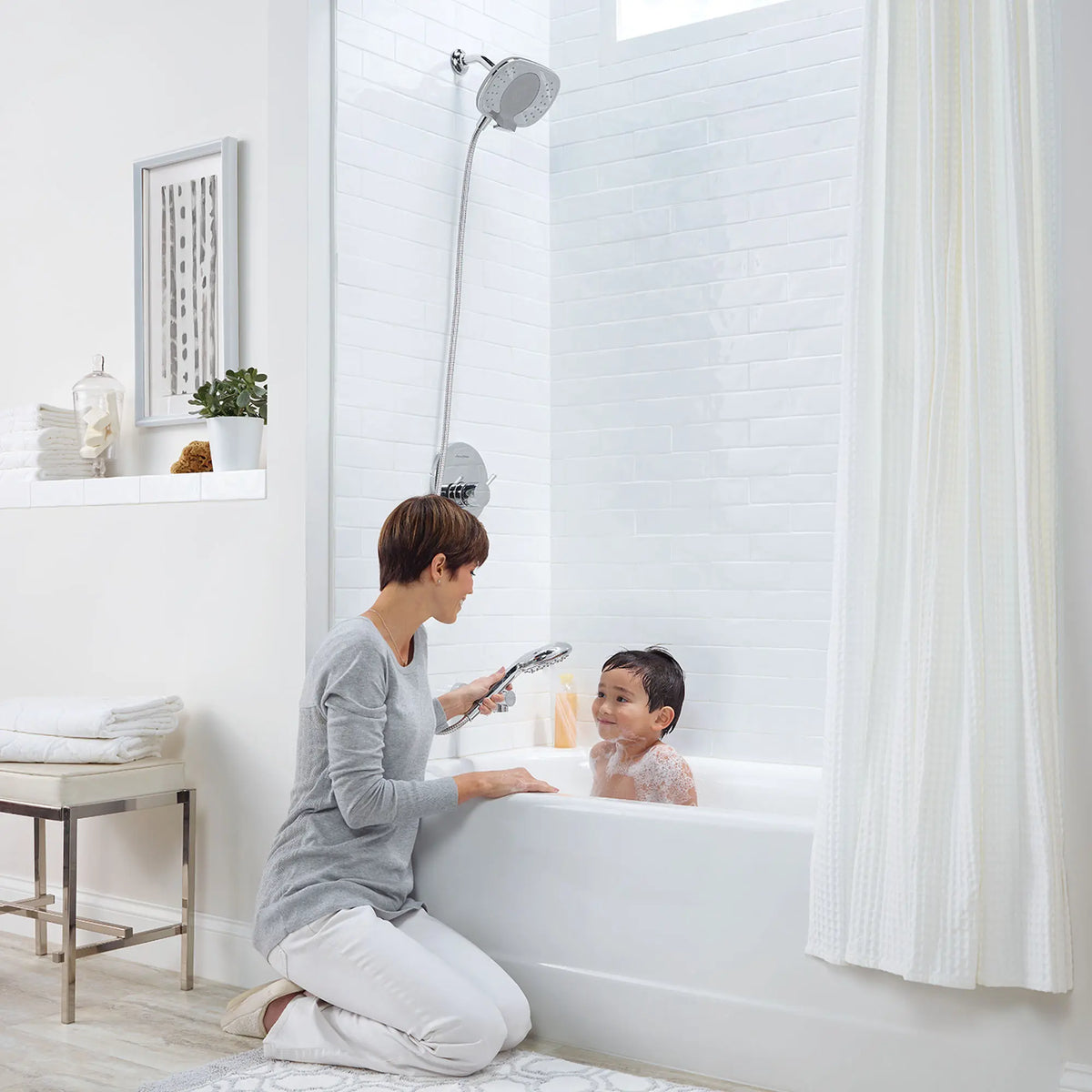 American Standard Spectra Duo 1.8 GPM 4-Function 2-in-1 Shower Head - details