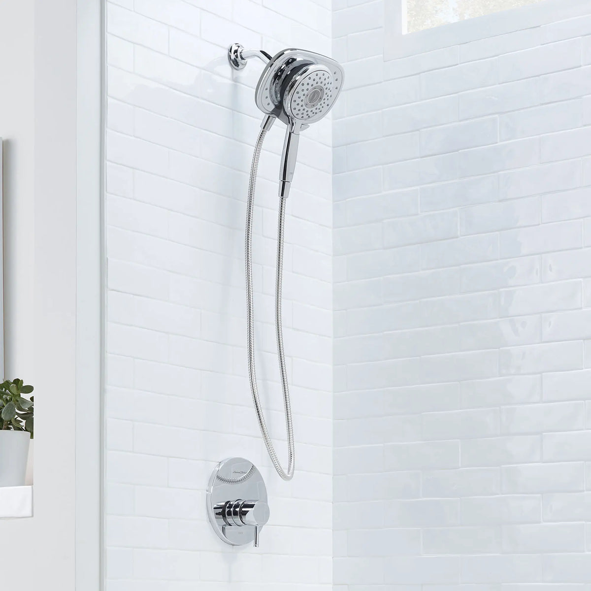 American Standard Spectra Duo 1.8 GPM 4-Function 2-in-1 Shower Head - details