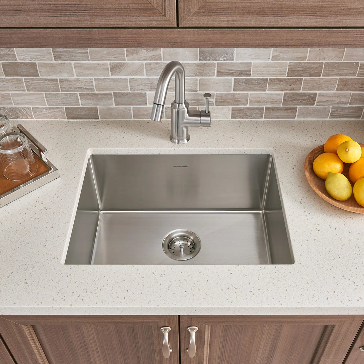 American Standard Pekoe 23 x 18-Inch Stainless Steel Undermount Single Bowl Kitchen Sink - details