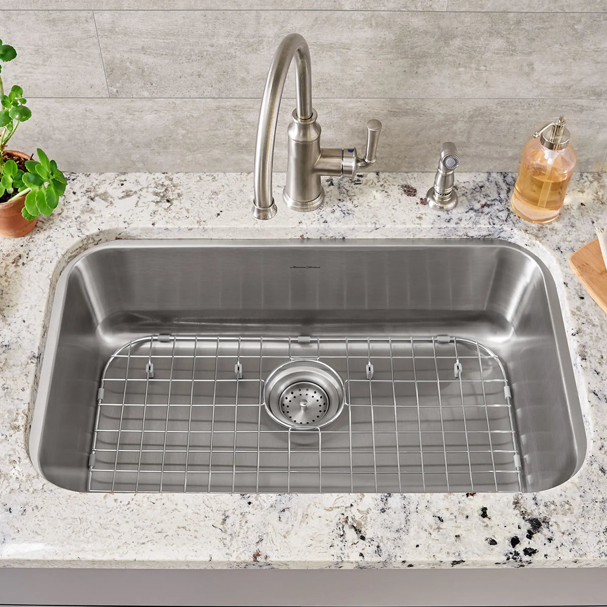 American Standard Portsmouth 30 x 18-Inch Stainless Steel Undermount Single-Bowl Kitchen Sink - product view
