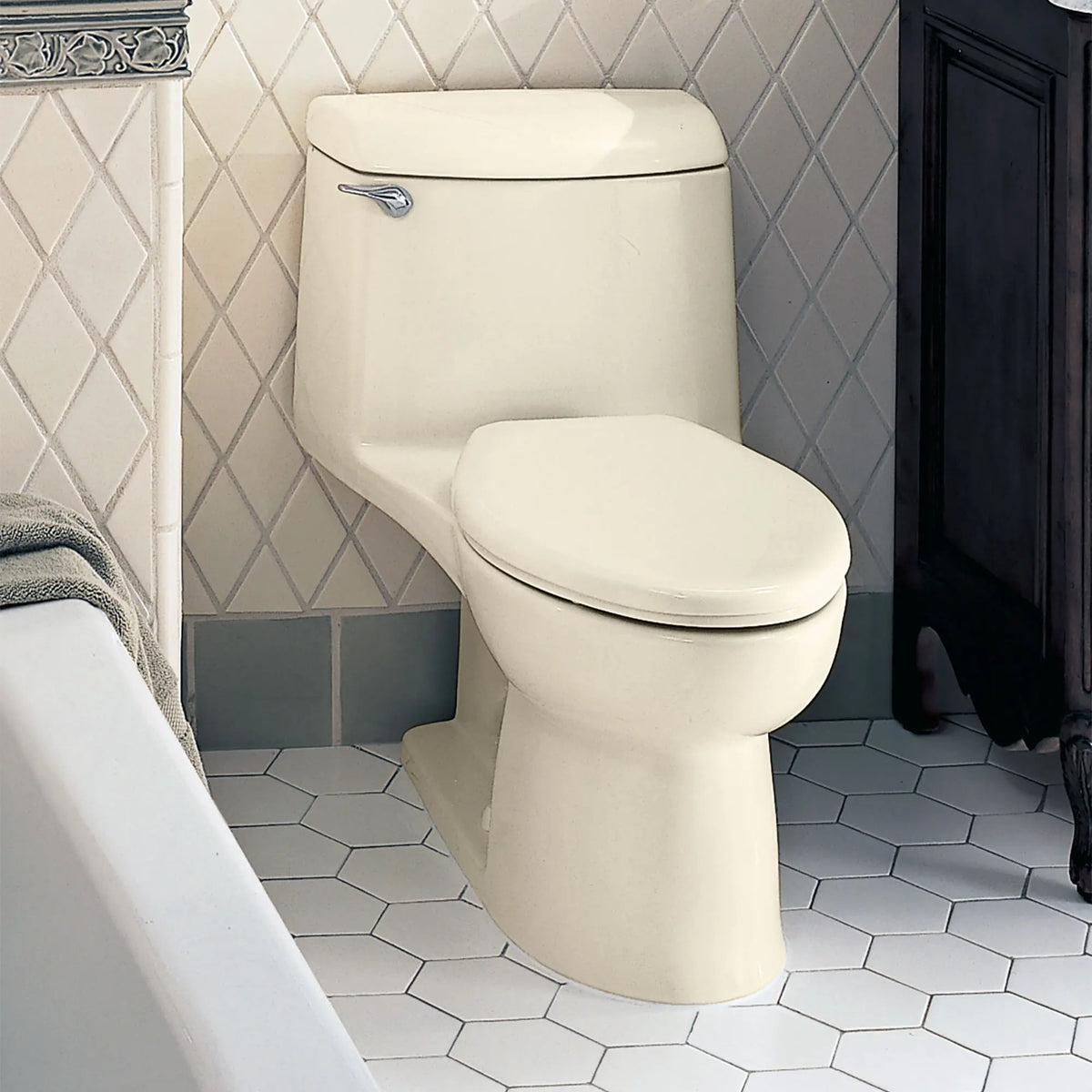 American Standard Champion 4 One-Piece 1.6 gpf/6.0 Lpf Chair Height Elongated Toilet With Seat - details