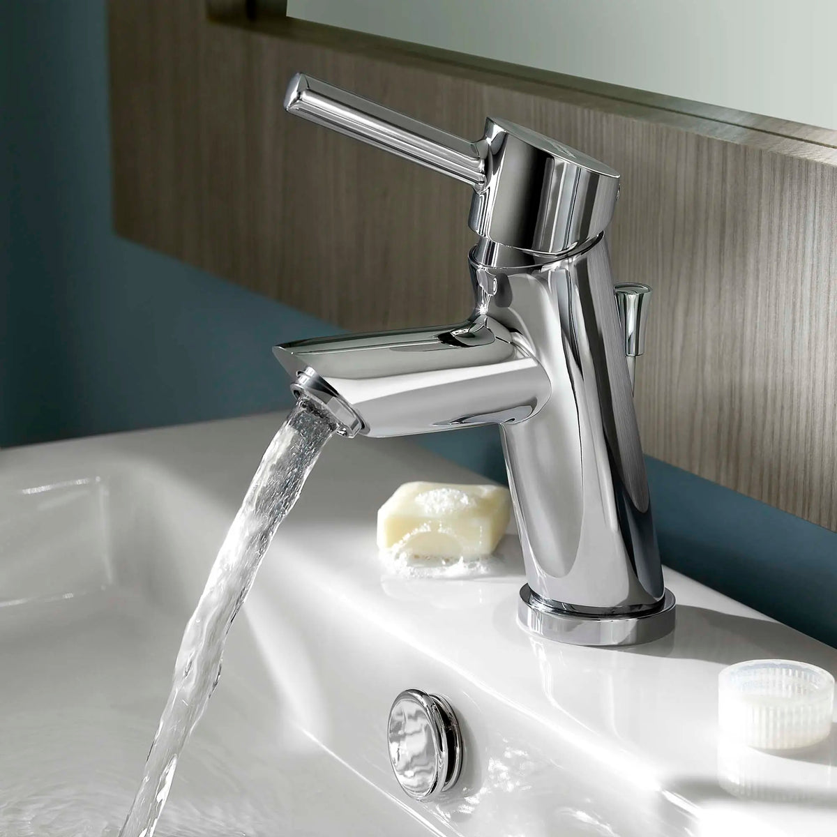 American Standard Serin Single Hole Single-Handle Bathroom Faucet 1.2 gpm/4.5 L/min With Lever Handle - details