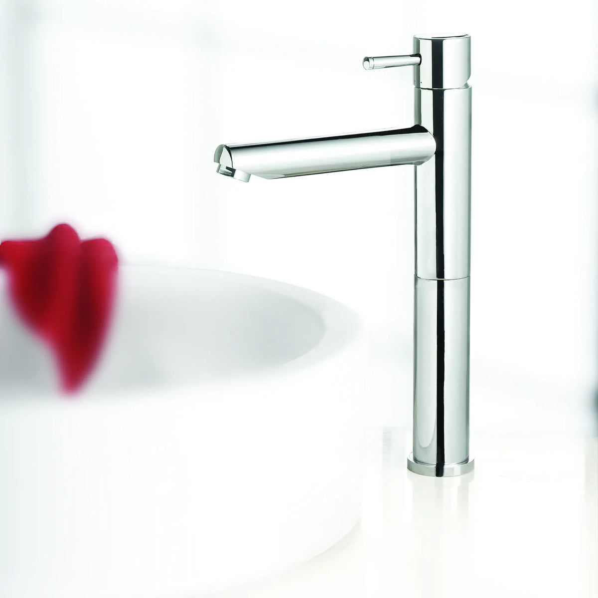 American Standard Serin Single Hole Single-Handle Vessel Sink Faucet 1.2 gpm/4.5 L/min With Lever Handle - details