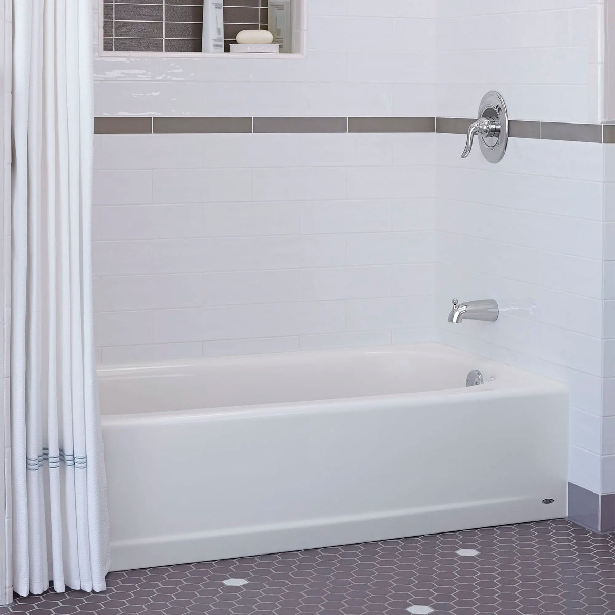 American Standard Princeton Americast 60 x 30-Inch Integral Apron Bathtub With Right-Hand Outlet - details