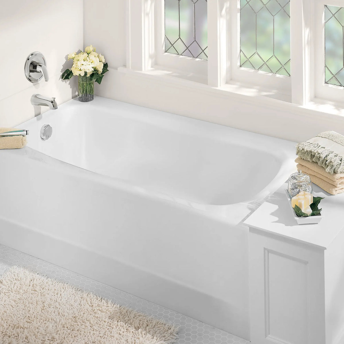 American Standard Cambridge Americast 60 x 32-Inch Integral Apron Bathtub With Left-Hand Outlet - details