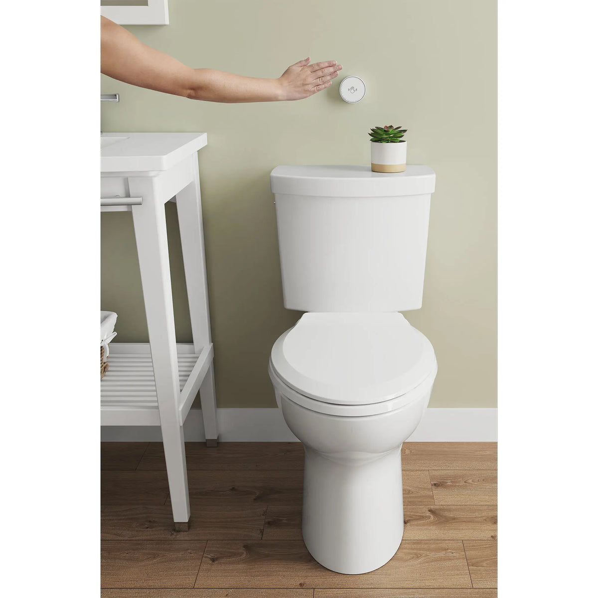 American Standard Cadet Touchless 1.28 gpf Single Flush Toilet Tank Only with Locking Device - details
