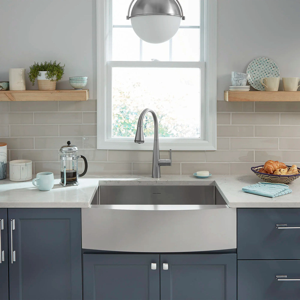 American Standard Edgewater Single-Handle Pull-Down Multi Spray Kitchen Faucet 1.8 gpm/6.8 L/min - details
