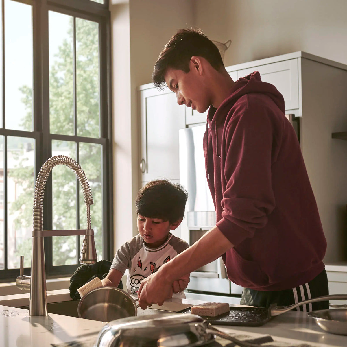American Standard Edgewater Single-Handle Semi-Pro Multi Spray Kitchen Faucet 1.5 gpm/5.7 L/min - details