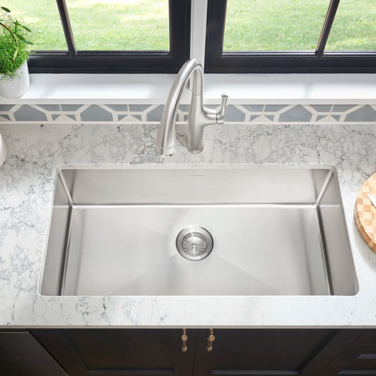 American Standard Estate Single-Handle Pull-Down Dual Spray Kitchen Faucet 1.5 gpm/5.7 L/min - product view