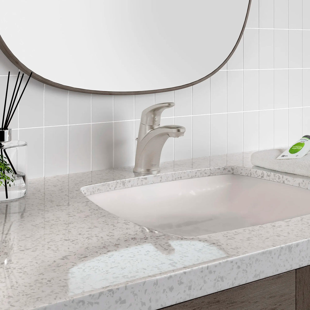 American Standard Colony PRO Single Hole Single-Handle Bathroom Faucet 1.2 gpm/4.5 Lpm With Lever Handle - details