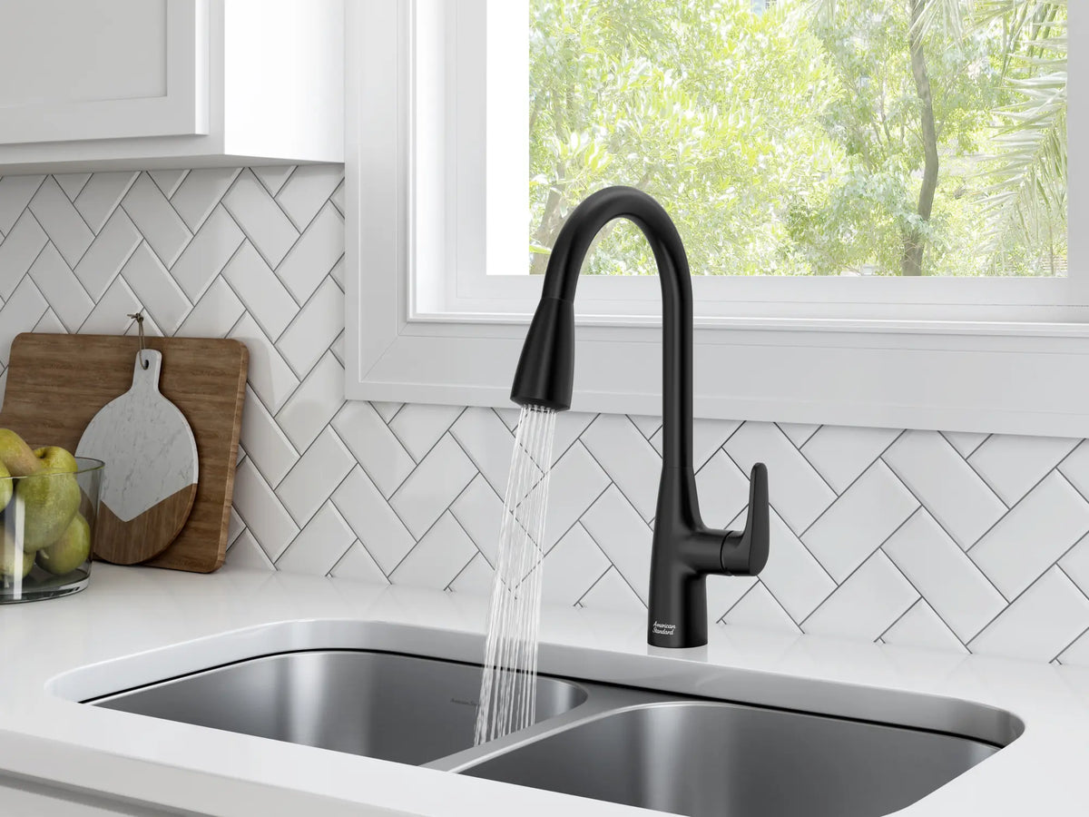 American Standard Colony PRO Single-Handle Pull-Down Dual Spray Kitchen Faucet 1.5 gpm/5.7 L/min - details