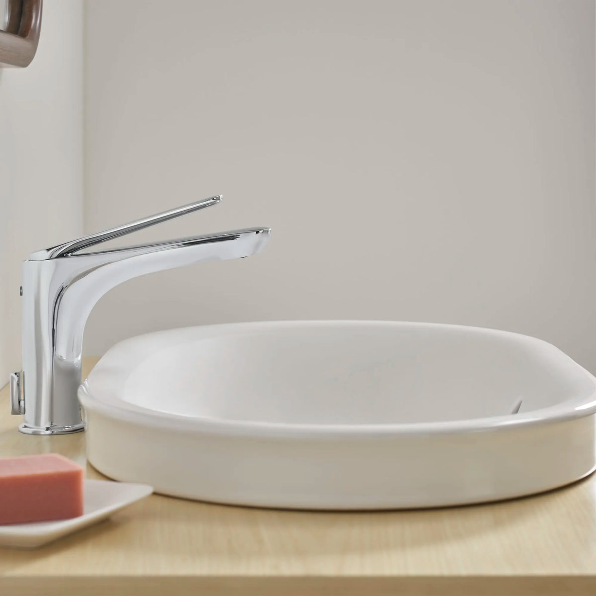 American Standard Studio S Single Hole Single-Handle Bathroom Faucet 1.2 gpm/ 4.5 L/min With Lever Handle - details