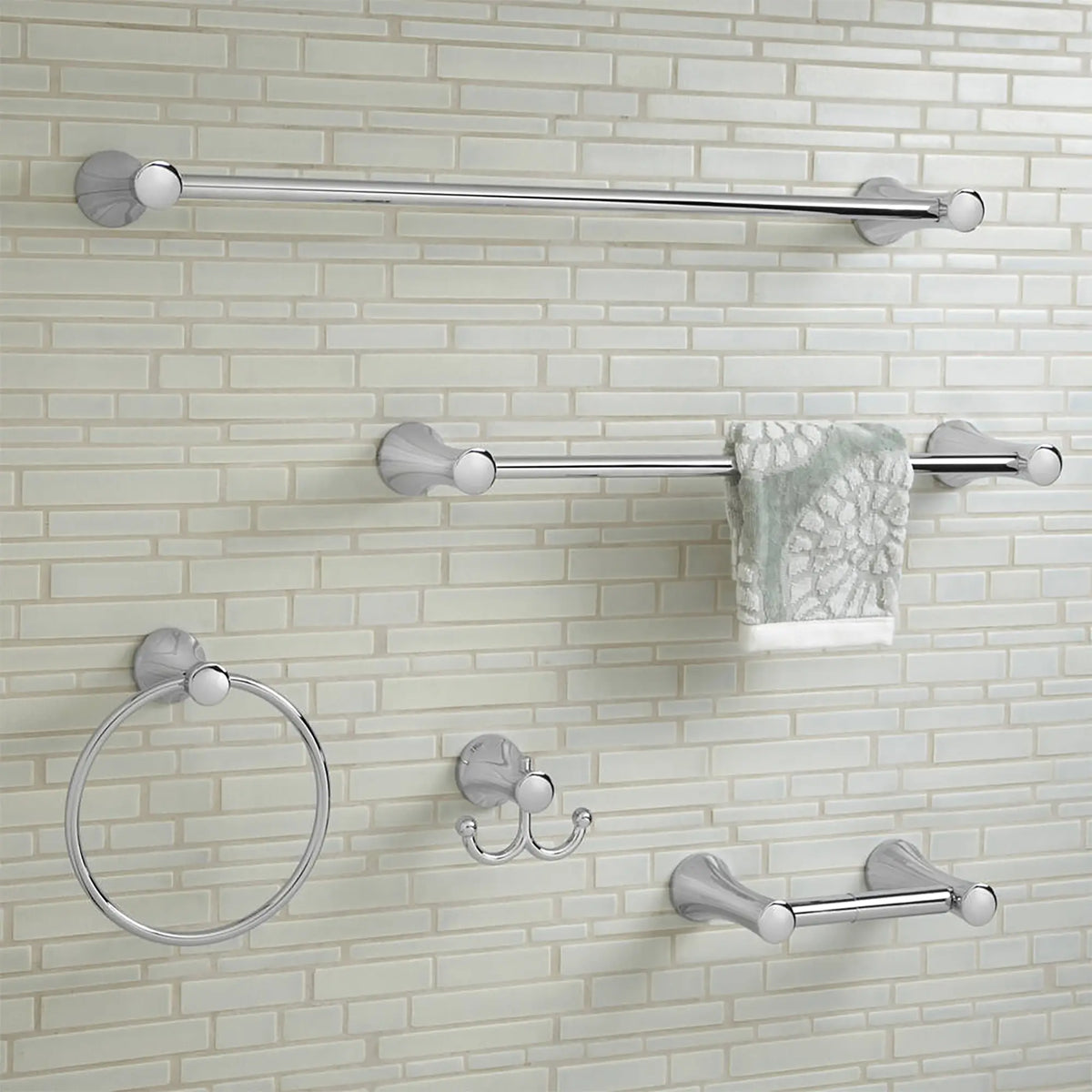 American Standard C Series 18-Inch Towel Bar 8337018 - details