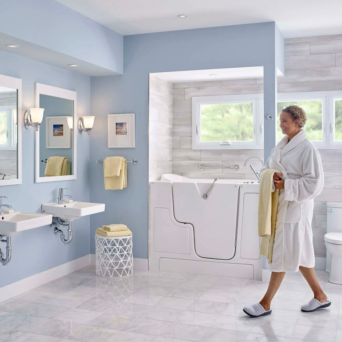 American Standard Decorum Wall-Hung EverClean Sink With Center Hole Only - details