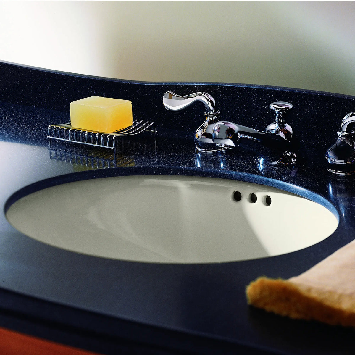 American Standard Ovalyn Universal Access Undermount Sink - details