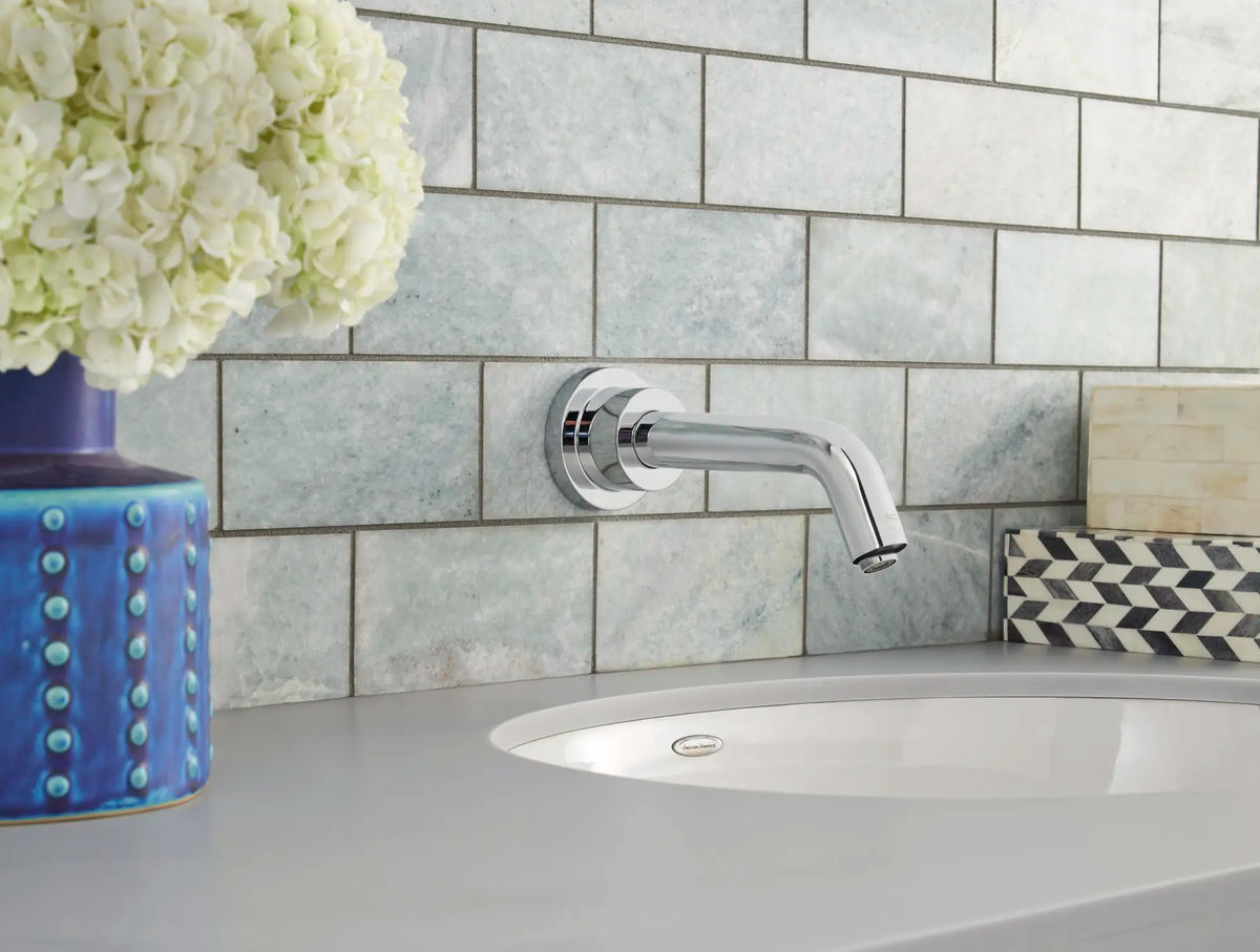 American Standard Serin Touchless Wall-Mount Trim, Base Model, 0.35 gpm/1.3 Lpm - details
