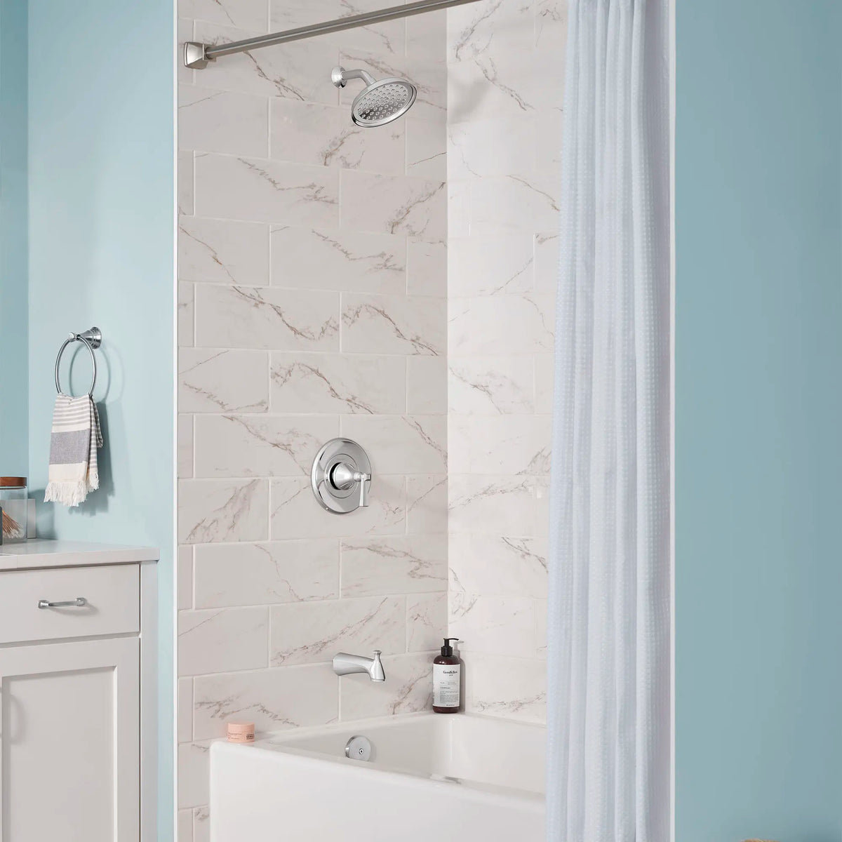 American Standard Glenmere 1.8 gpm/6.8 L/min Tub and Shower Trim Kit With Water-Saving Showerhead, Double Ceramic Pressure Balance Cartridge With Lever Handle - details