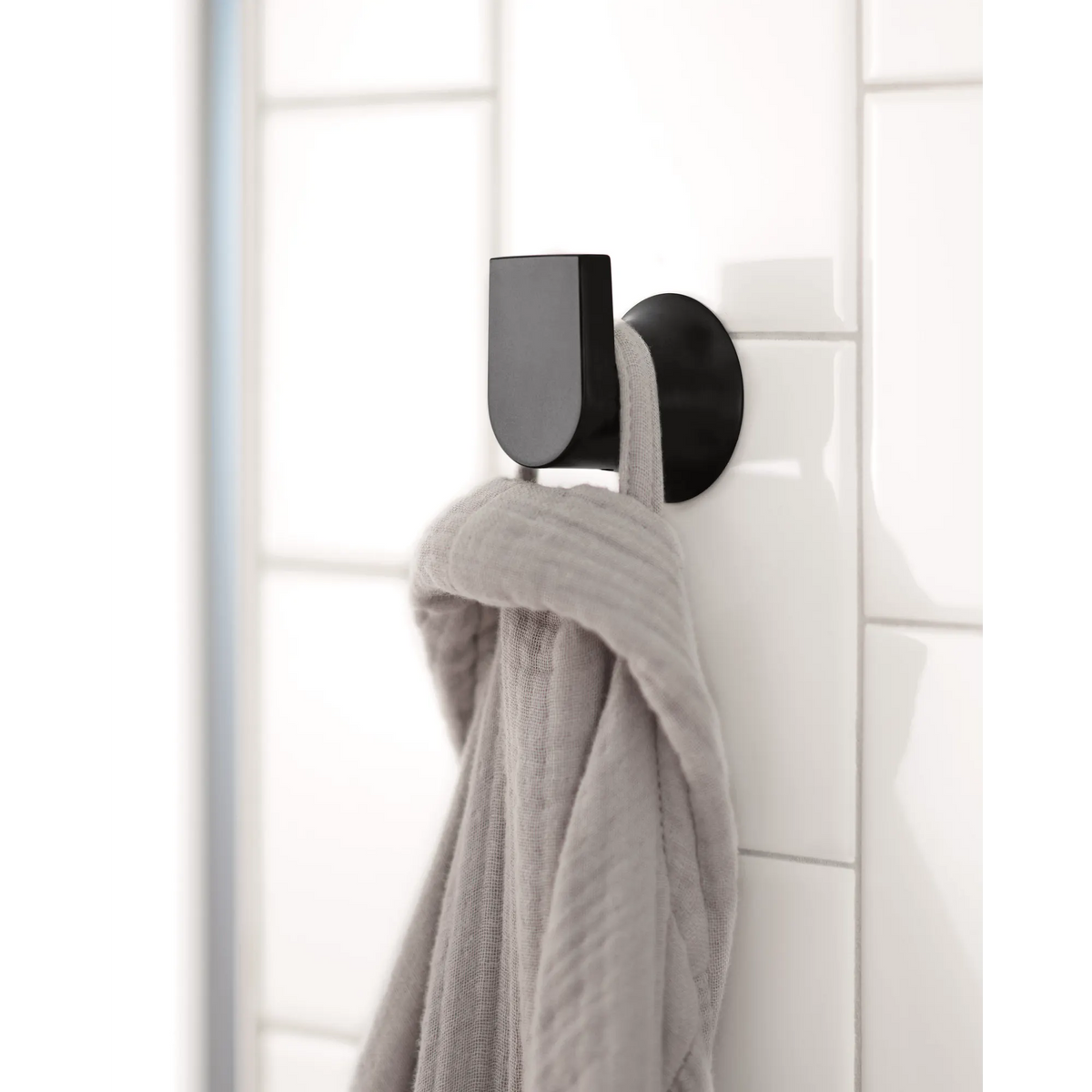 Moen Genta LX Single Robe Hook BH3803 in Matte Black (BH3803BL) - view 3