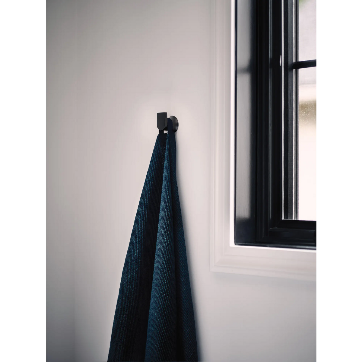Moen Genta LX Single Robe Hook BH3803 in Matte Black (BH3803BL) - view 2