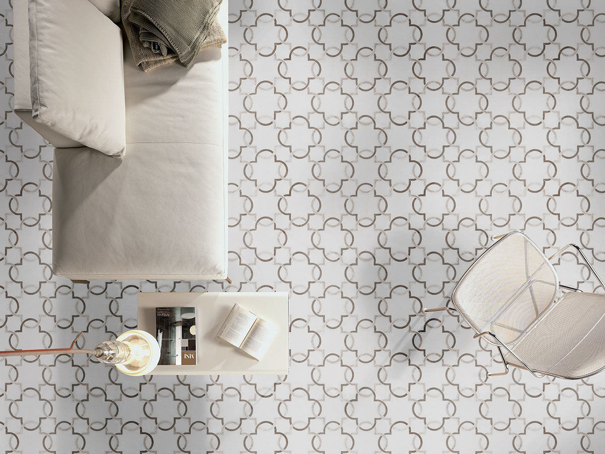 MSI Bianco Quatrefoil Polished Marble mosaic (SMOT-BIA-QTRFOILP) – MSI room scene