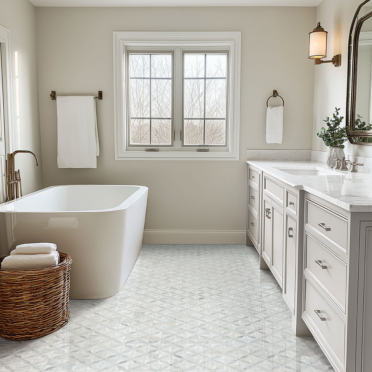 MSI Bianco Starlite Polished Marble mosaic (SMOT-BIANDOL-STARP) – MSI room scene (bathroom)