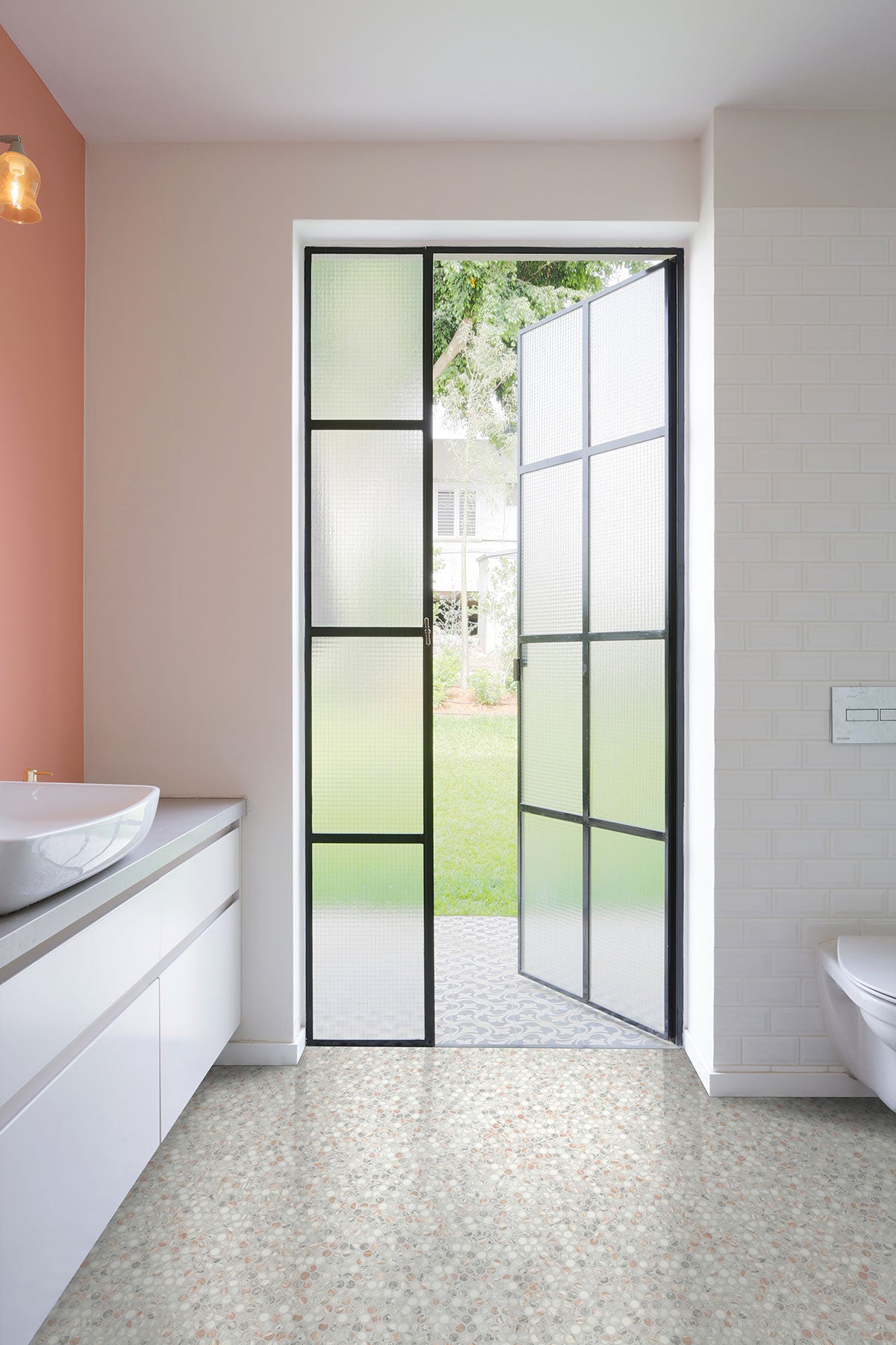 MSI Briar Rosa Pennyround Matte Glass mosaic (SMOT-GLS-PENRD-BRIROS6MM) – MSI room scene (bathroom)