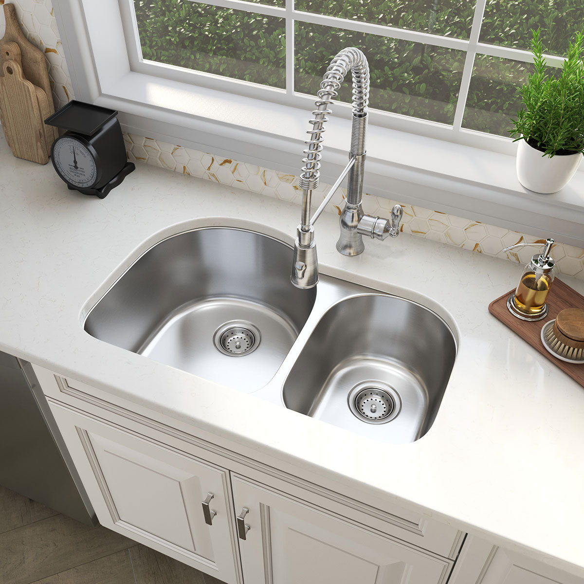 MSI Calacatta Gold 2" Hexagon Matte Porcelain mosaic (SMOT-PT-CALGLD-2HEXM) – MSI room scene (kitchen)
