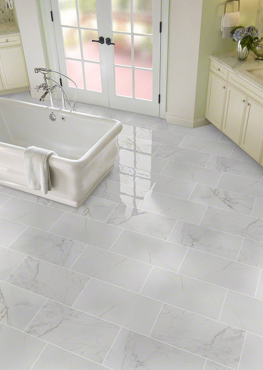 MSI Carrara 3 x 18 Matte Porcelain trim (NCAR3X18BN-K) – MSI room scene