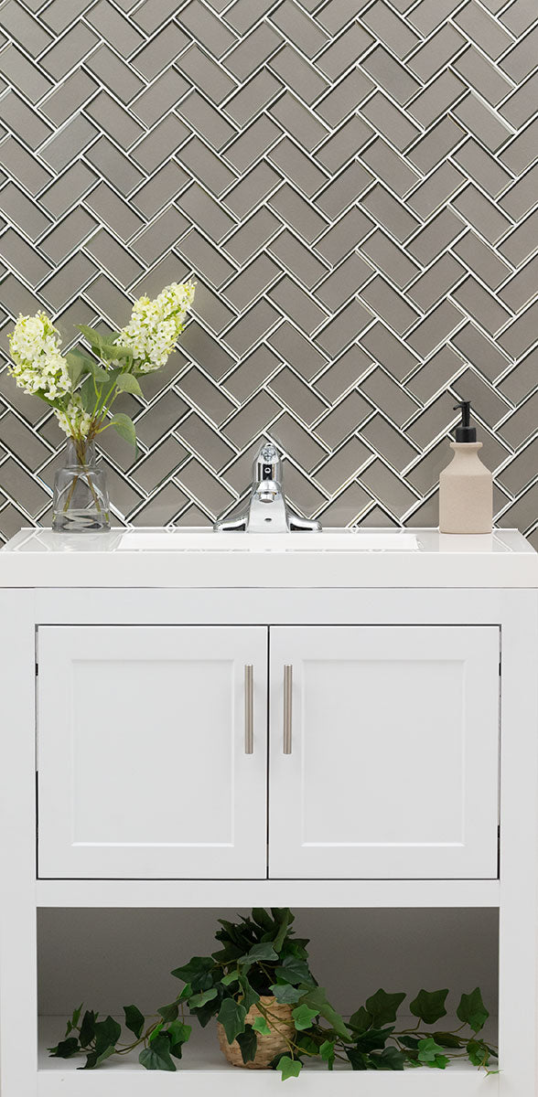 MSI Champagne Bevel Herringbone 2 x 4 Glossy Glass mosaic (SMOT-GLS-CHBEHB8MM) – MSI room scene
