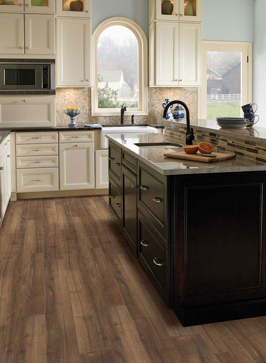 MSI Palmetto Chestnut 6 x 36 Matte Porcelain tile (NPALCHE6X36) – MSI room scene
