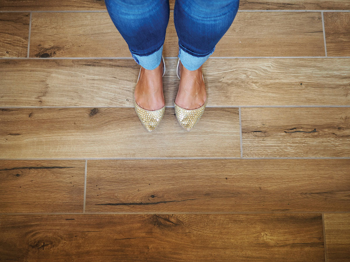 MSI Palmetto Cognac 6 x 36 Matte Porcelain tile (NPALCOG6X36) – MSI room scene