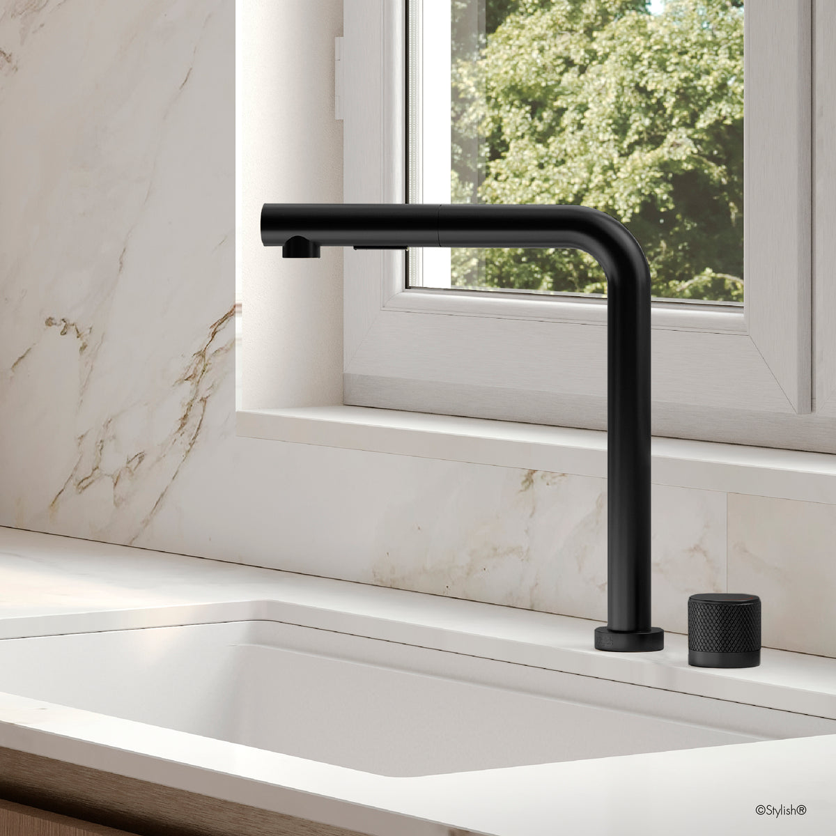 Stylish Fano Single Handle Lift-Up Kitchen Faucet Matte Black K-152N