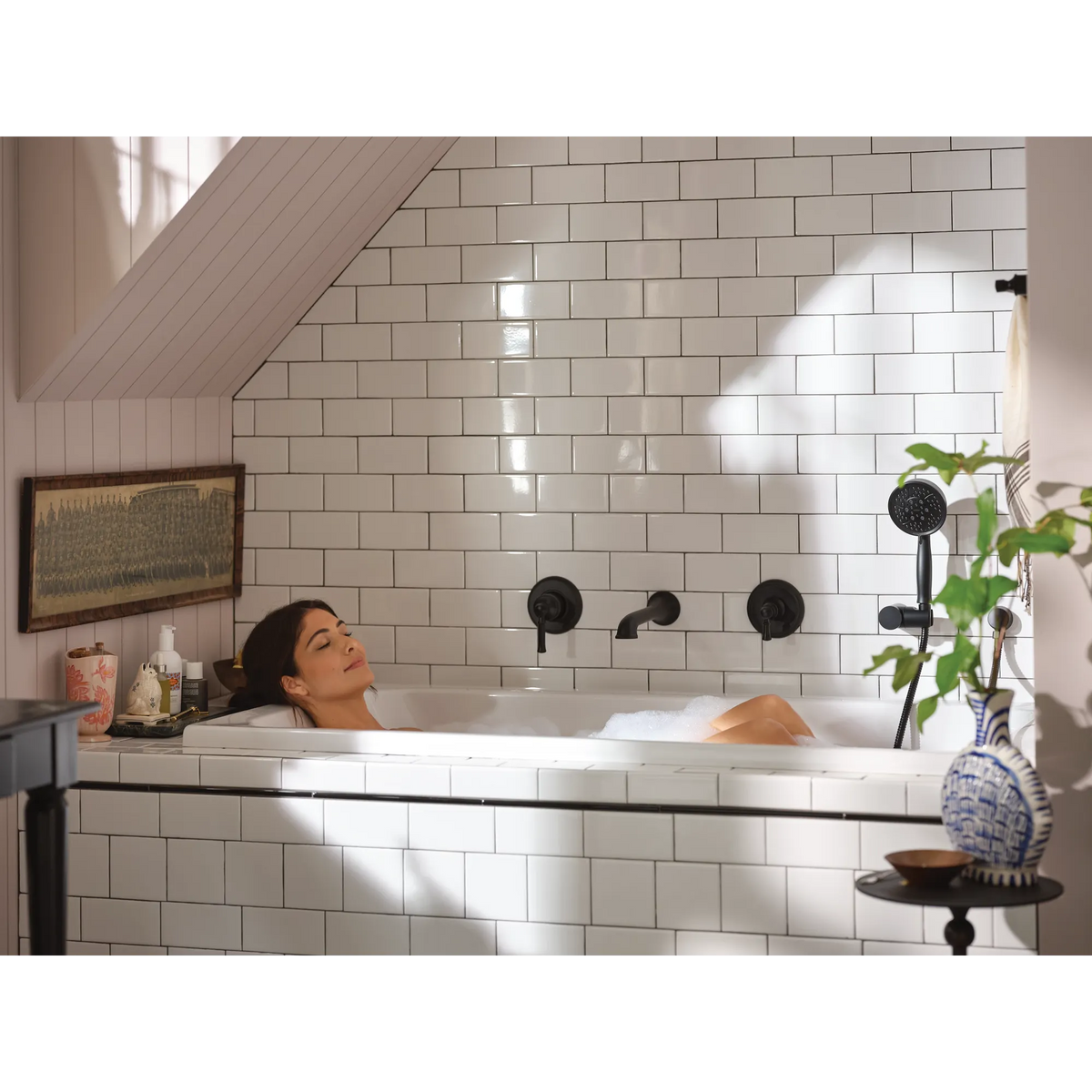 Moen Dartmoor Single-Handle Non-Diverter Wall-Mount Tub Filler WT681 in Matte Black (WT681BL) - view 5