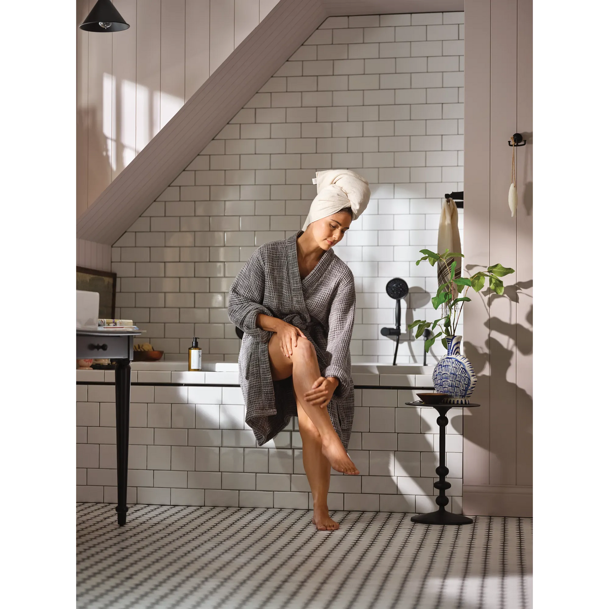 Moen Eco-Performance Handheld Shower 3636EP in Matte Black (3636EPBL) - view 6