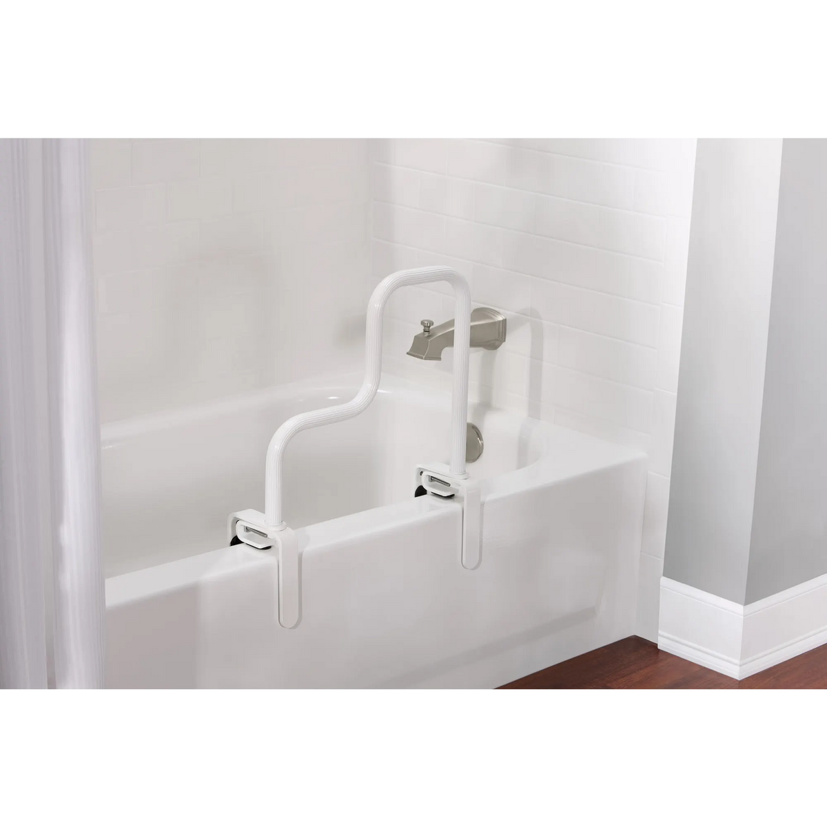 Moen Home Care Tub Grip DN7005 in Glacier (DN7005) - view 2