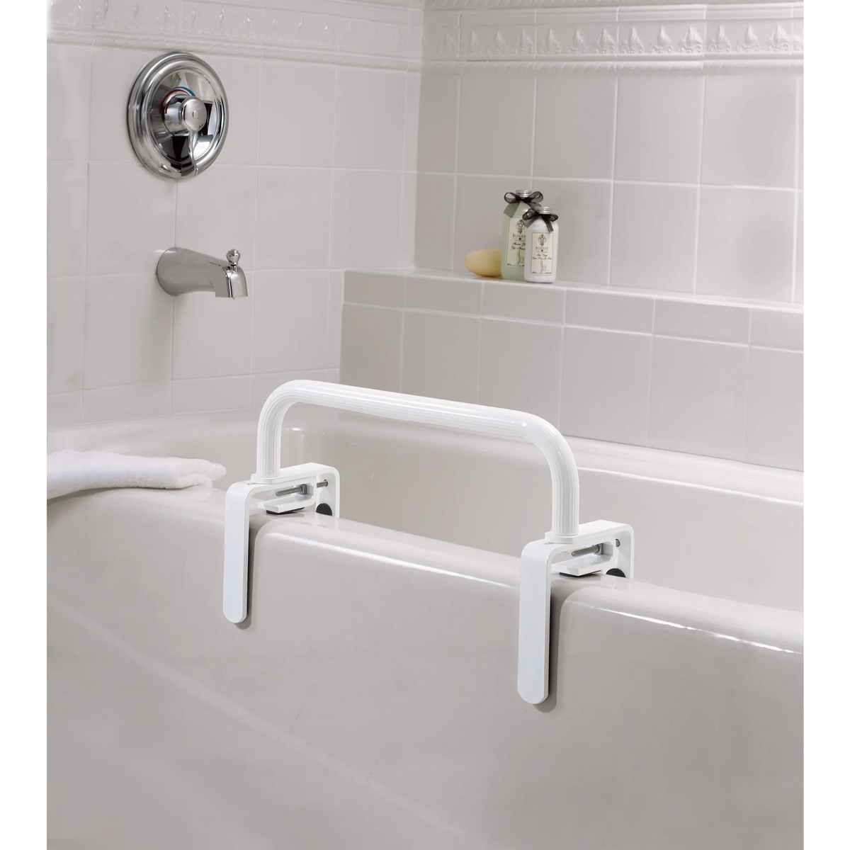 Moen Home Care Tub Safety Bar DN7010 in Glacier (DN7010) - view 3