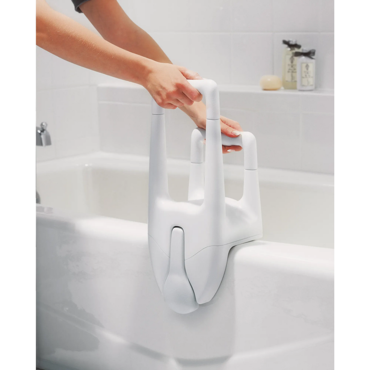 Moen Home Care Tub Grip DN7075 in Glacier (DN7075) - view 3