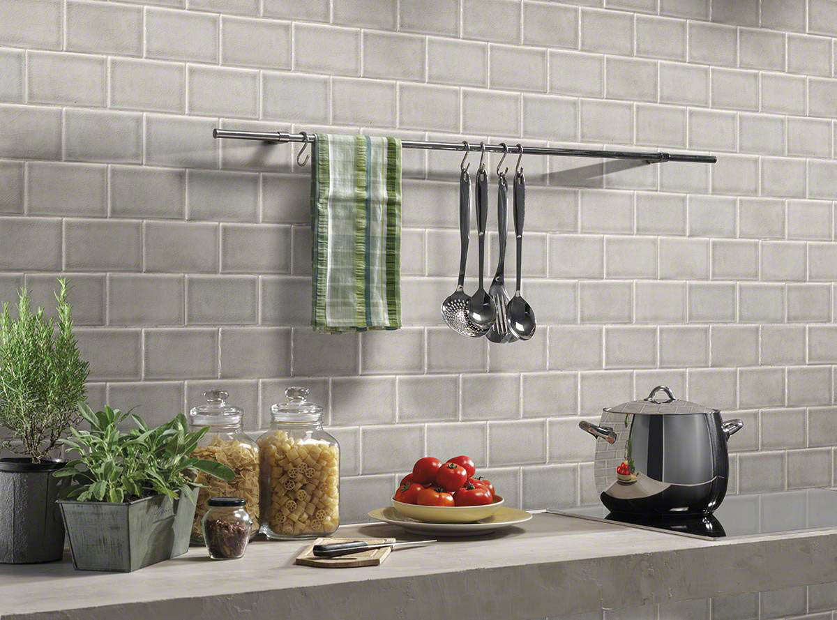 MSI Dove Gray 3 x 6 Glossy Ceramic tile (SMOT-PT-DG36) – MSI room scene