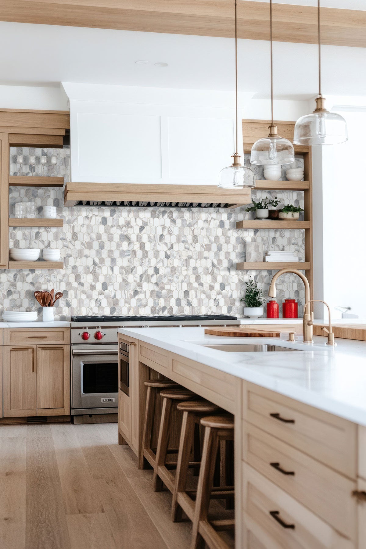 MSI Edessa Scallop Polished Marble mosaic (SMOT-EDE-SCAP8MM) – MSI room scene (kitchen)