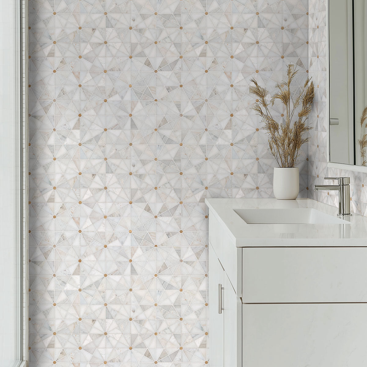MSI Elegante Pinwheel Gold Mics Stone Metal mosaic (SMOT-SMTL-ELEPIN) – MSI room scene (bathroom)
